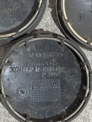 3 Tapas de llantas originales Volvo