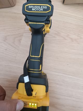 Taladro Atornillador 20V