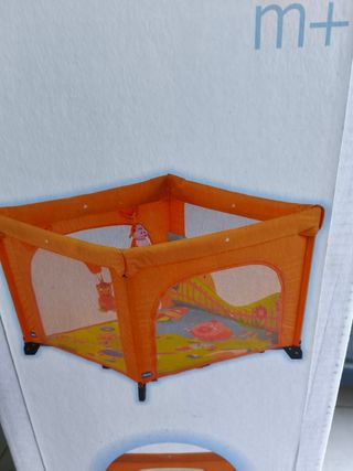 Parque infantil Chicco naranja