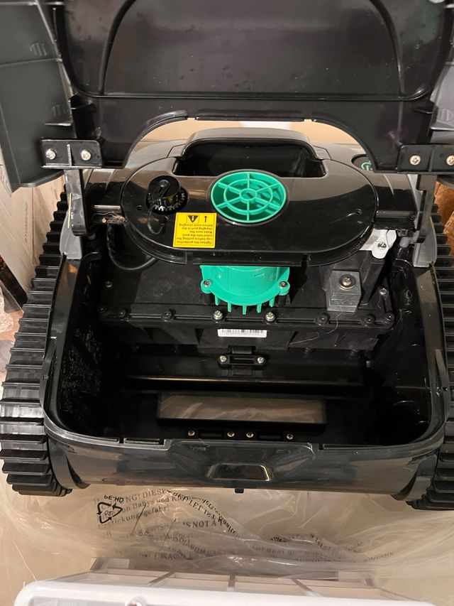 Robot Limpiafondos WYBOT C1 Negro