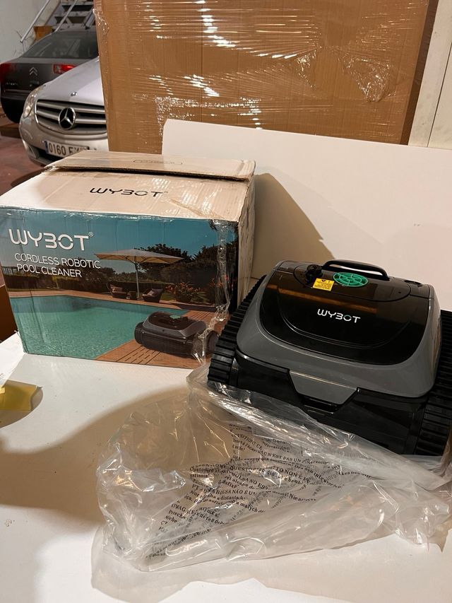 Robot Limpiafondos WYBOT C1 Negro