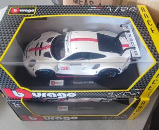 Bburago burago Porsche 911 RSR 1:24