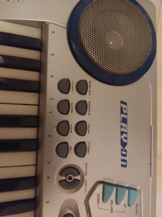 Piano electrónico infantil