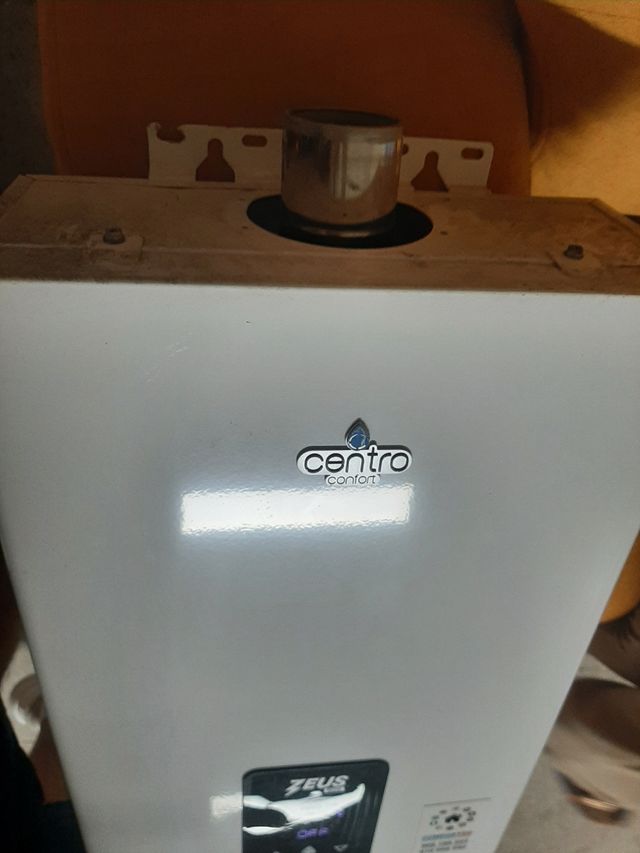 Calentador de agua Centro Zeus
