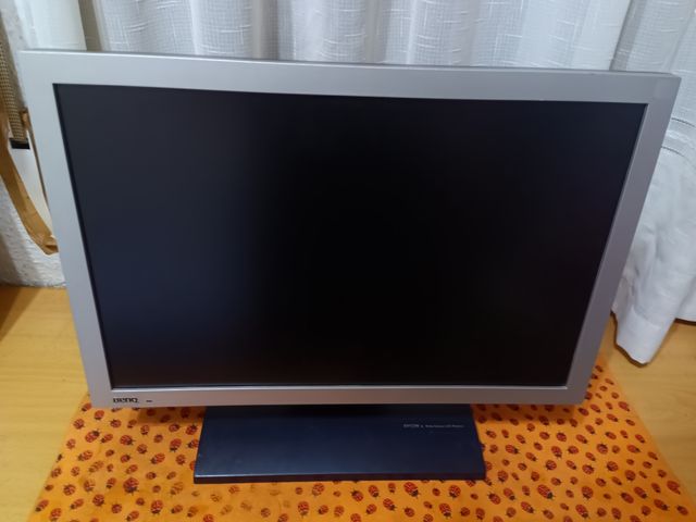 Se vende monitor Benq usado