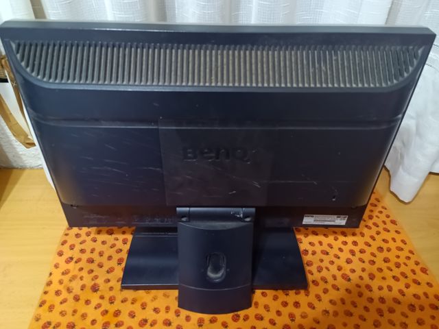 Se vende monitor Benq usado