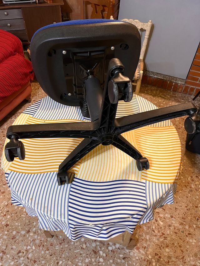 Silla de escritorio azul