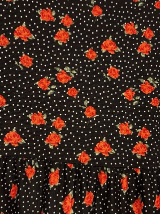 Vestido Sfera floral negro y rojo talla S