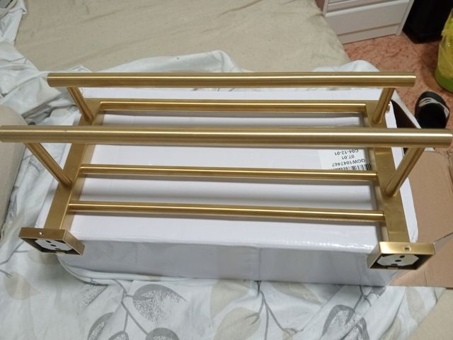 Libreria in alluminio dorato