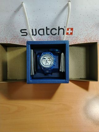 Orologio Swatch Omega Mission to Earthphase. Nuovo