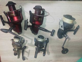 Set di 5 mulinelli da pesca