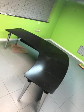 Mesa de despacho con ala derecha