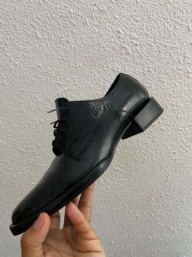 Zapatos negros de vestir MAXIMO DUTTI