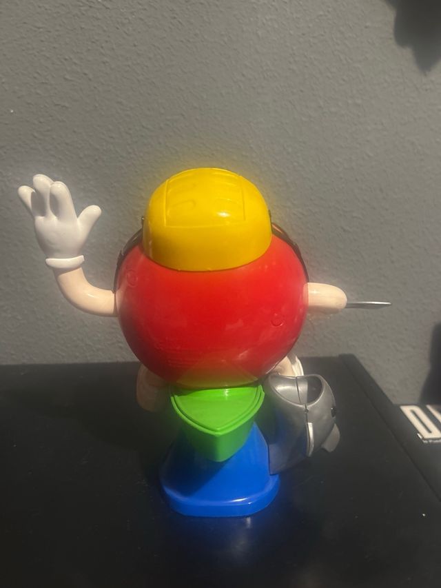 Figura M&M's Rojo Remo