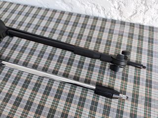 2 Tripés para Microfone (P / Peças)