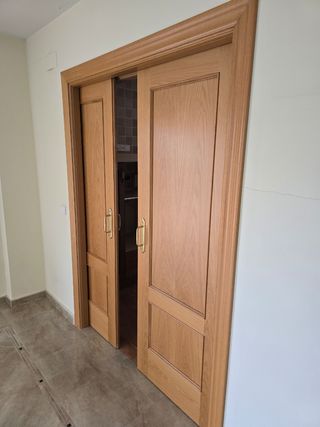 Puertas correderas dobles de madera