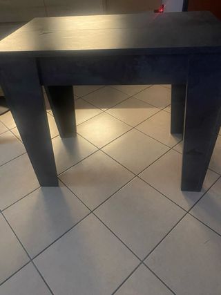 Tavolo consolle grigio effetto cemento 
