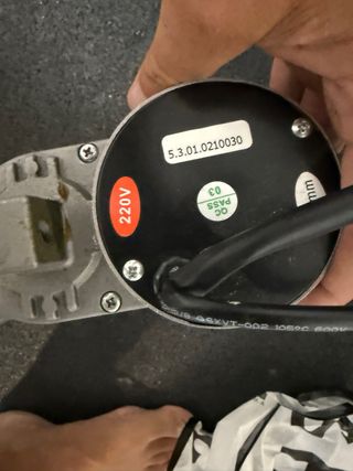 Actuador lineal eléctrico 220V 100mm