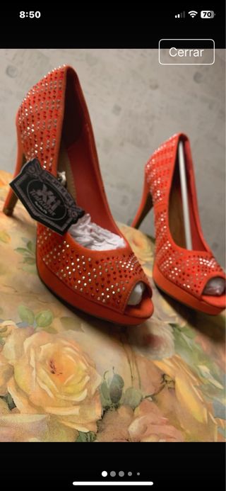 Zapatos de fiesta Antelina Coral con pedrería