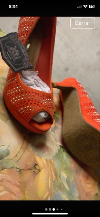 Zapatos de fiesta Antelina Coral con pedrería