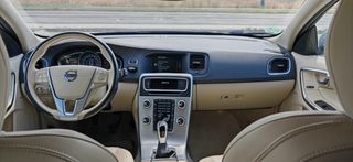 Volvo V60 D3 Momentum 2017
