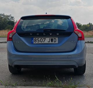 Volvo V60 D3 Momentum 2017