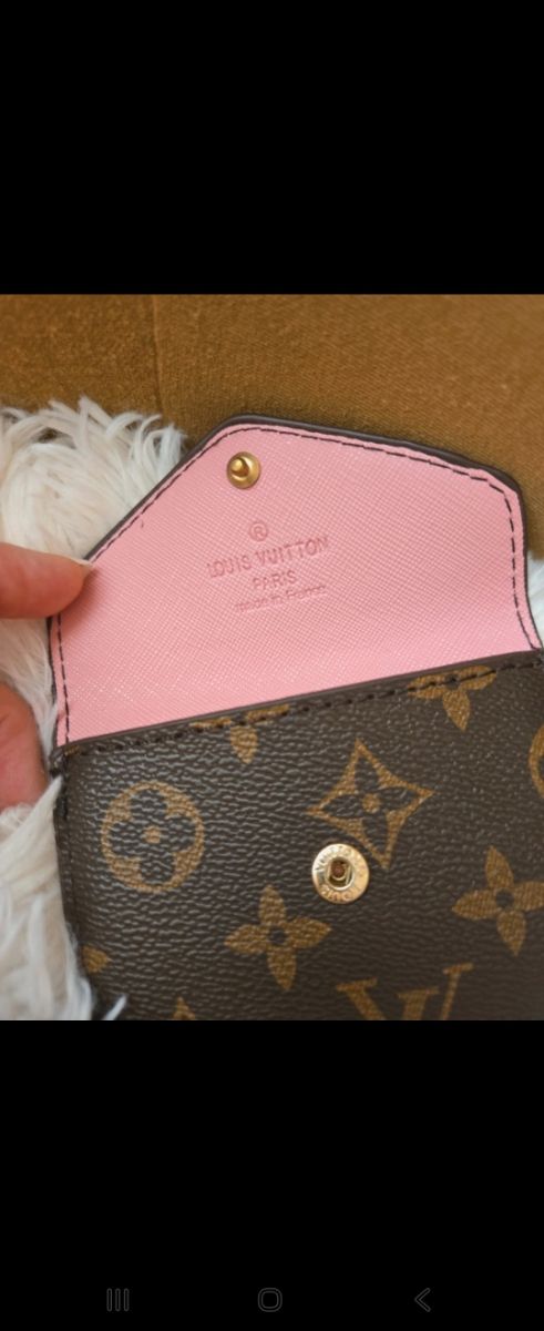 Tarjetero Louis Vuitton Marrón, (10x7.5cm)