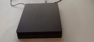 PS4 Slim Negra