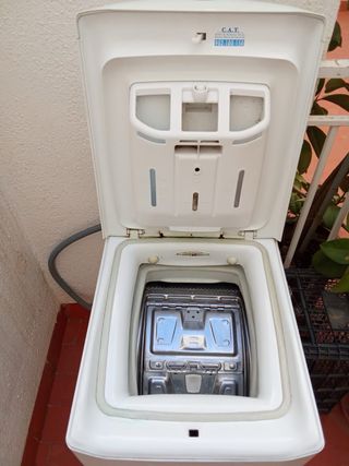 Lavadora Otsein Hoover 5.5kg 800rpm