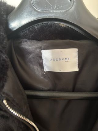 Chaquetón de muton negro