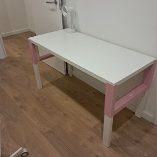 Escritorio infantil IKEA Pahl blanco