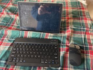 Tablet TOSCIDO Negra + Teclado + Ratón