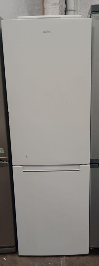 Nevera Svan 186cm x 60cm con garantía