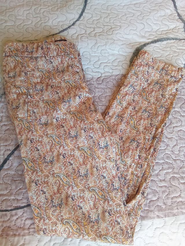 Pantalón Zara Estampado Talla 34