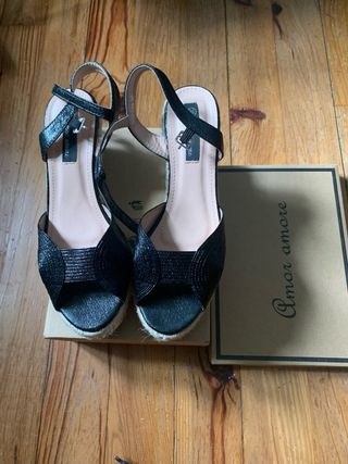 Sandalias de cuña negras talla 37.5