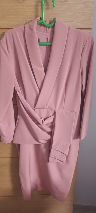 Vestido rosa elegante