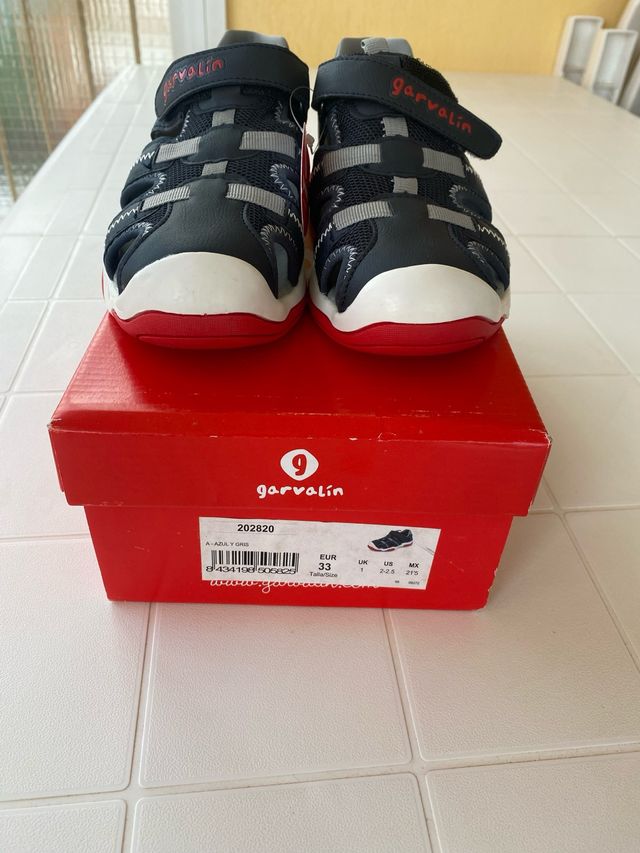 Sandalias Garvalin niño talla 33