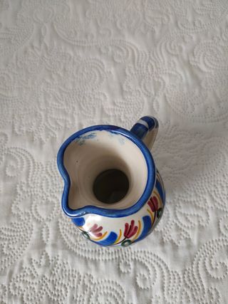 Jarrón de cerámica decorado