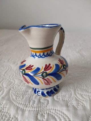 Jarrón de cerámica decorado