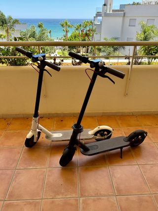 2 Patinetes Eléctricos