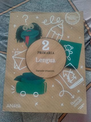 Libros de texto 2º de primaria (lengua y mate)