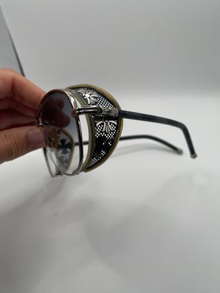 Occhiali da sole aviator neri e argento