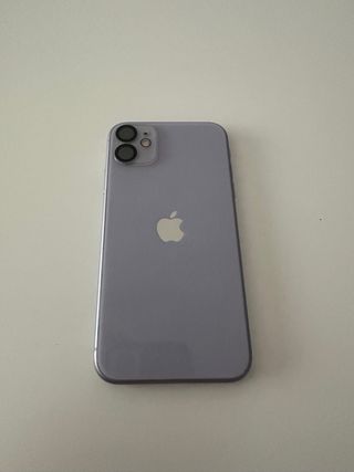 iPhone 11 64GB Lila con caja
