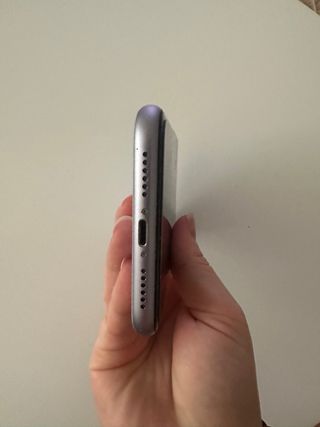 iPhone 11 64GB Lila con caja