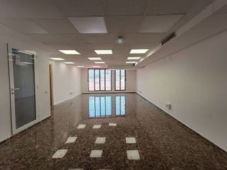 Oficina en alquiler en El Grau en Valencia