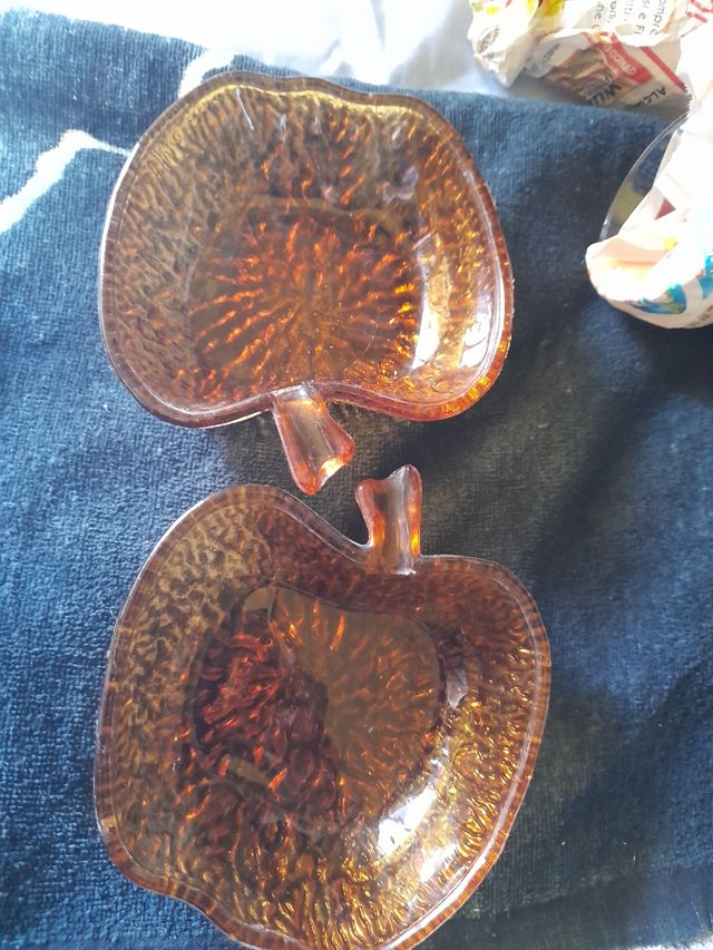 Ciotoline in vetro a forma di mela