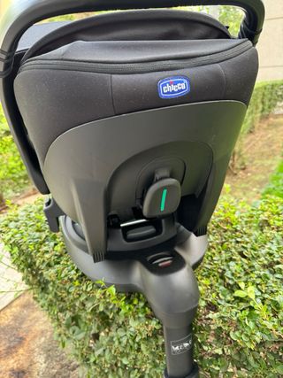 Silla de coche y base Isofix Chicco