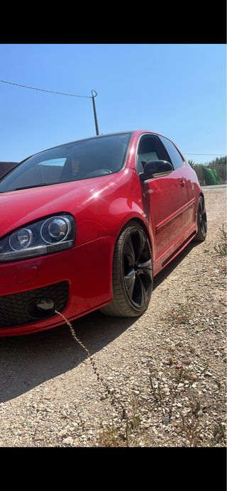 Volkswagen Golf 2005