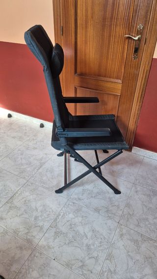 Silla plegable y  reclinable para campig
