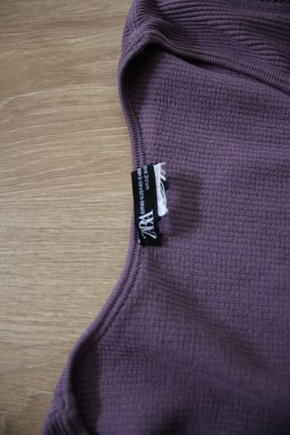 Top Crop Zara Seamless Talla XS Morado Manga Larga